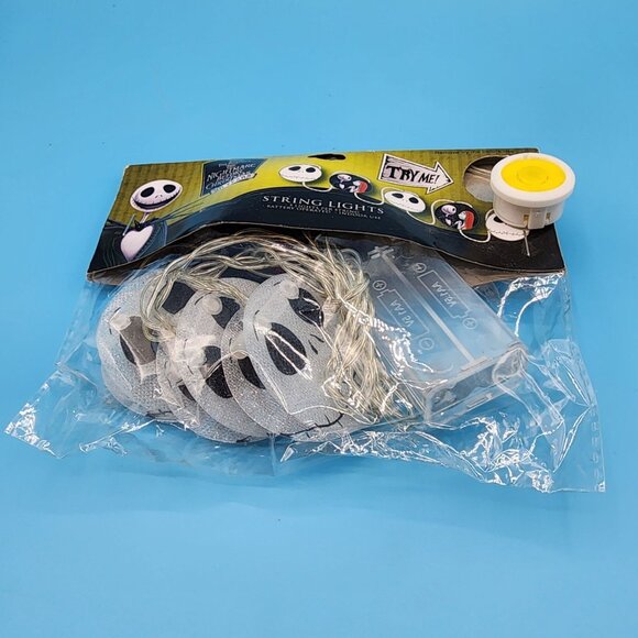 Nightmare Before Christmas 25th Anniversary Jack Skellington String Lights 2018 - Picture 5 of 9